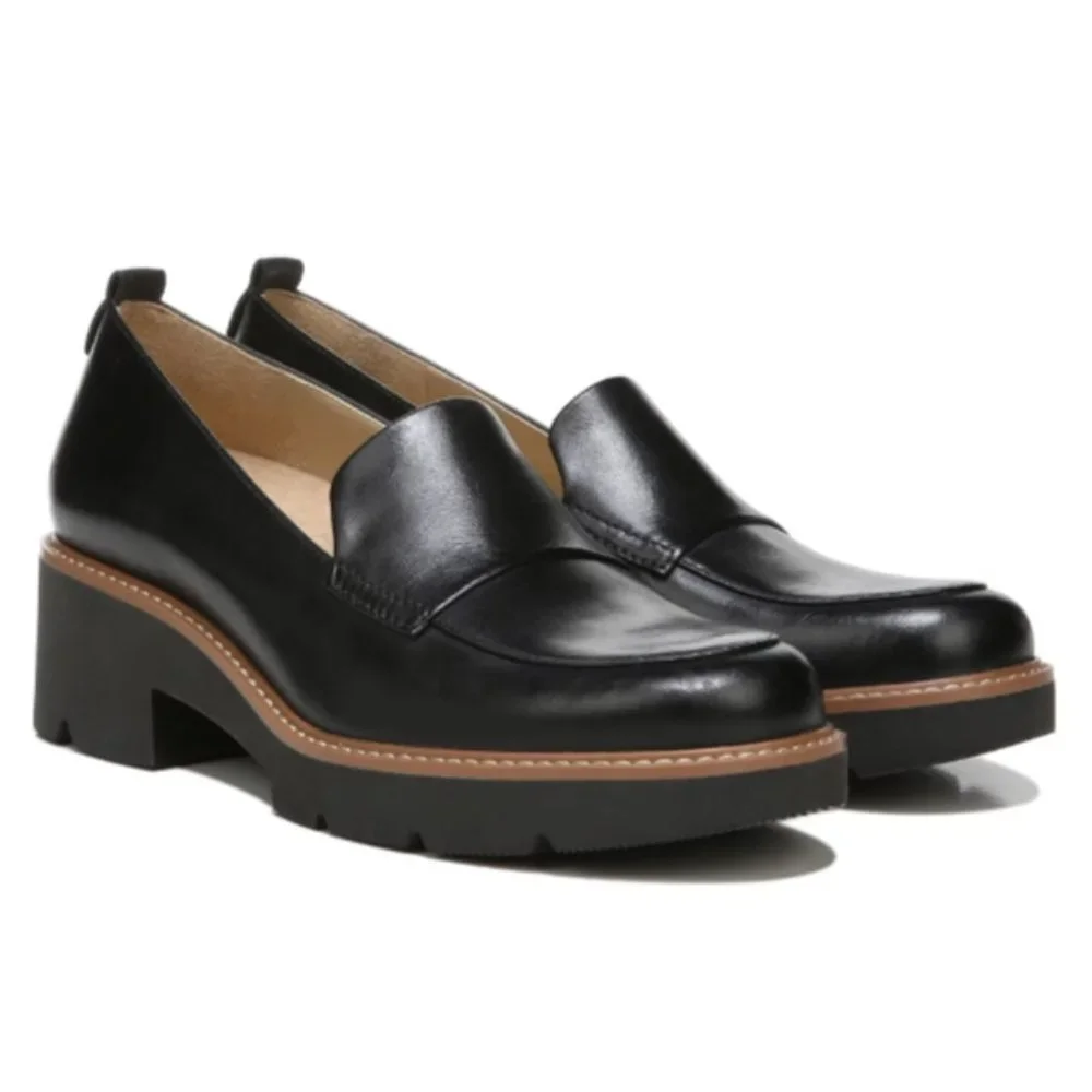 NATURALIZER DARRY LUG SOLE LOAFER